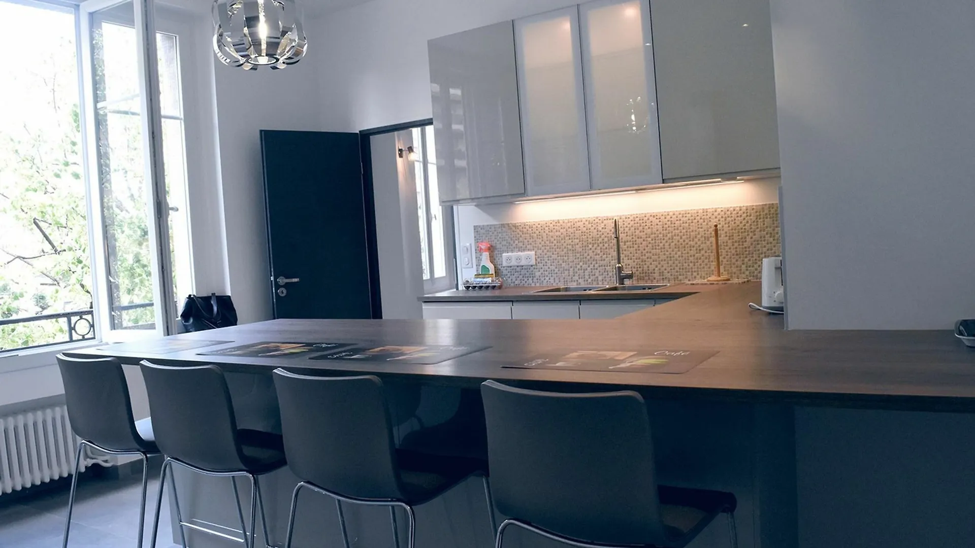 Апартаменты Pelican Stay - Parisian Flat 4 Bedrooms Франция