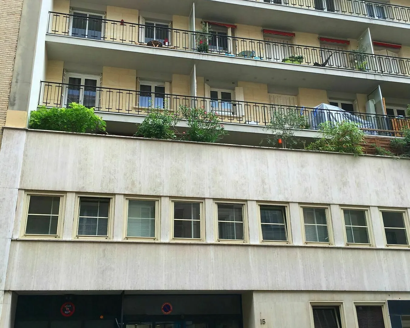 Pelican Stay - Parisian Flat 4 Bedrooms 0*, Париж Франция