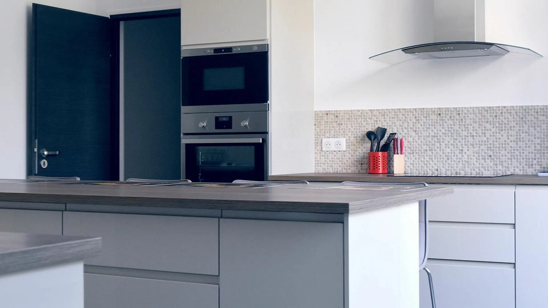Апартаменты Pelican Stay - Parisian Flat 4 Bedrooms