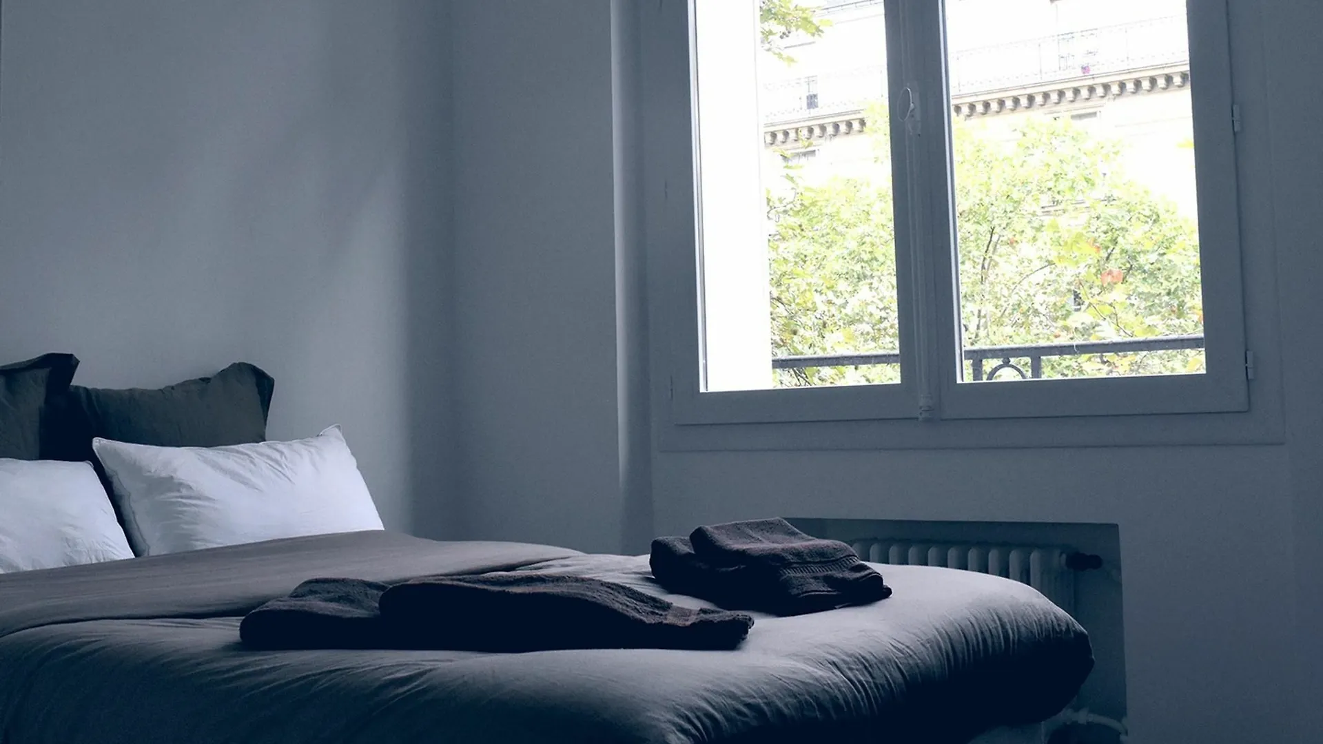 Pelican Stay - Parisian Flat 4 Bedrooms 0*, Париж Франция